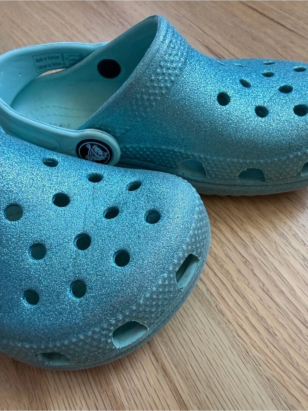 CROCS Kids Glitter Clog - Aqua Blue girls size 10
